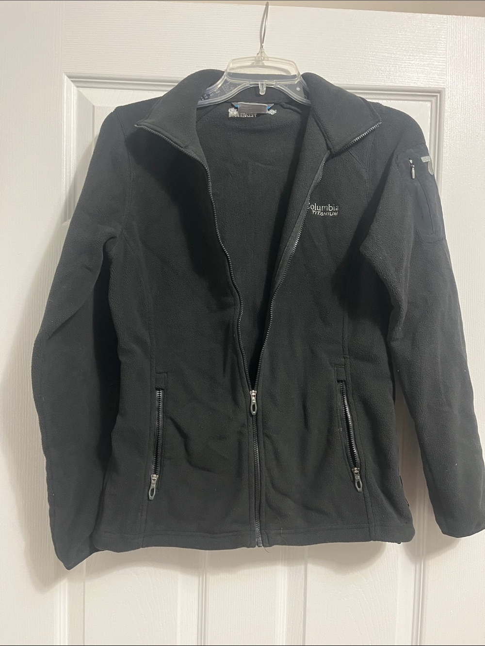 Columbia Black Lightweight Fleece Full-Zip Jacket